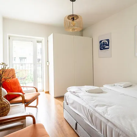 Comfortable Victus Close To The By Renters Apartment Zoppot